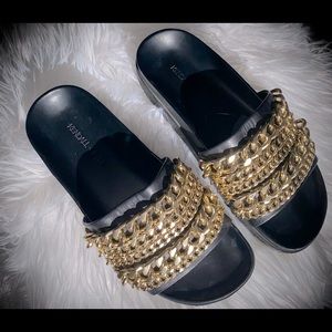 Kendall & Kylie Jenner slides